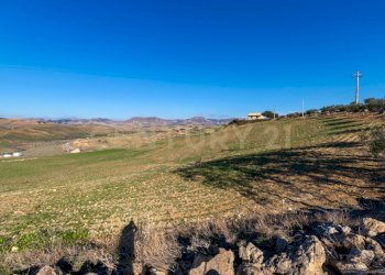 Casa con terreno Catenanuova (2).jpg - Terreno agricolo Strada Provinciale 23b, Centuripe - foto 1