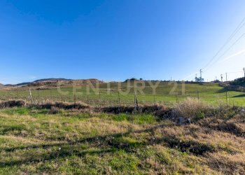 Casa con terreno Catenanuova (1).jpg - Terreno agricolo Strada Provinciale 23b, Centuripe - foto 2