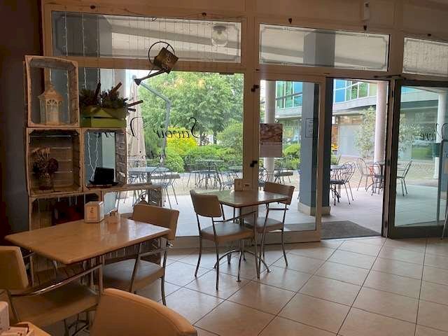 Negozio Modena (zona San Faustino) - foto 2