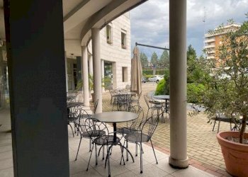 Negozio Modena (zona San Faustino) - foto 7