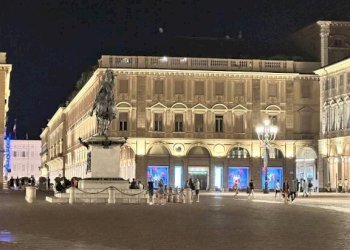 Interno non residenziale - Attività Commerciale via Torino, Milano - foto 3