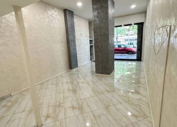 Interno palazzo - Attività Commerciale via Torino, Milano - foto 12