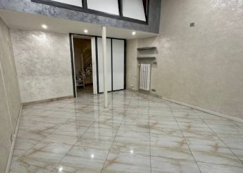 Stanza non arredata - Attività Commerciale via Torino, Milano - foto 13