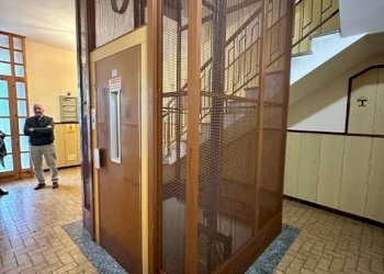 Interno palazzo - Stable - Palace via Torino, Milano - photo 45