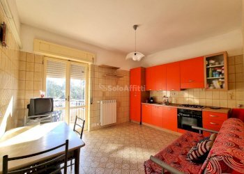 20240404_171957.jpg - Two-room apartment Catanzaro - photo 1