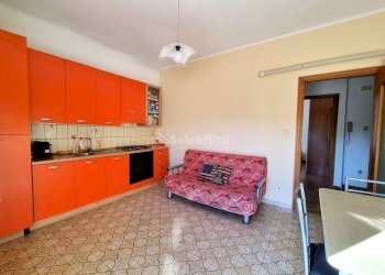 20240404_172019.jpg - Two-room apartment Catanzaro - photo 4