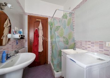 20240404_172301.jpg - Two-room apartment Catanzaro - photo 9