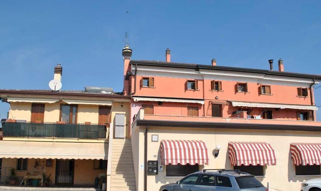 1593795_c_documento_con_foto-2.jpg - Appartamento via bassa terza 17, Campodarsego - foto 1