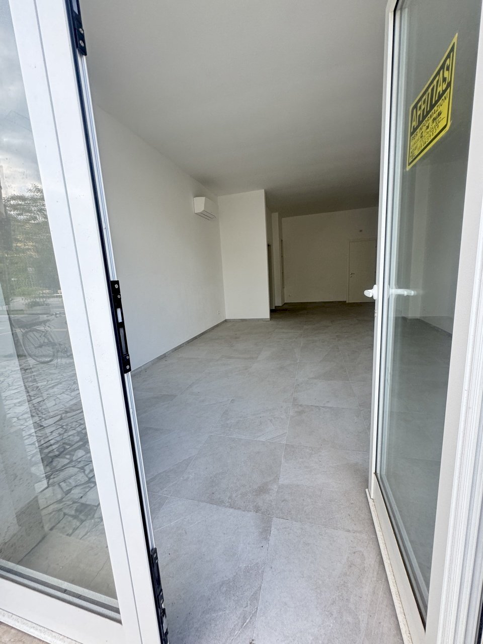 IMG_5749 2.JPG - Commercial Premises Pietrasanta - photo 1