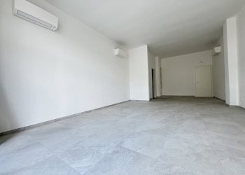 IMG_5747.JPG - Locale Commerciale Pietrasanta - foto 4