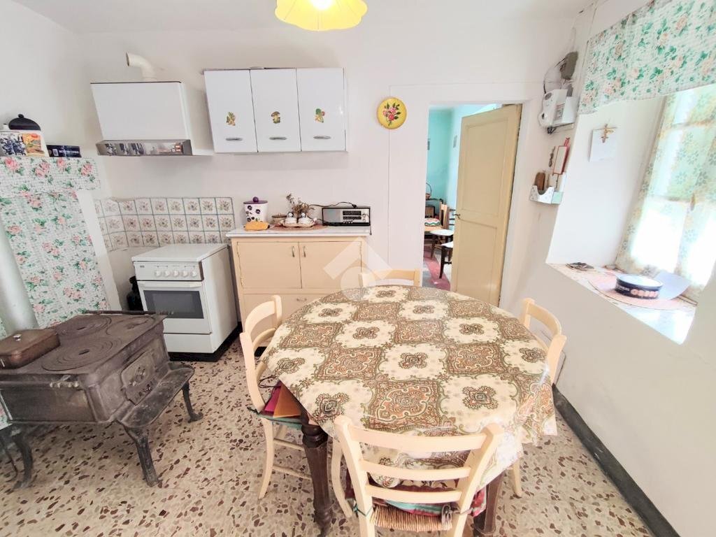 Casa indipendente Via Appennini, Costa Vescovato - foto 2