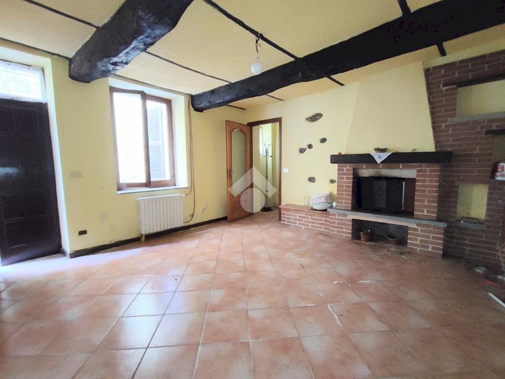 Casa semi indipendente Vicolo Mandirola, Carezzano - foto 1