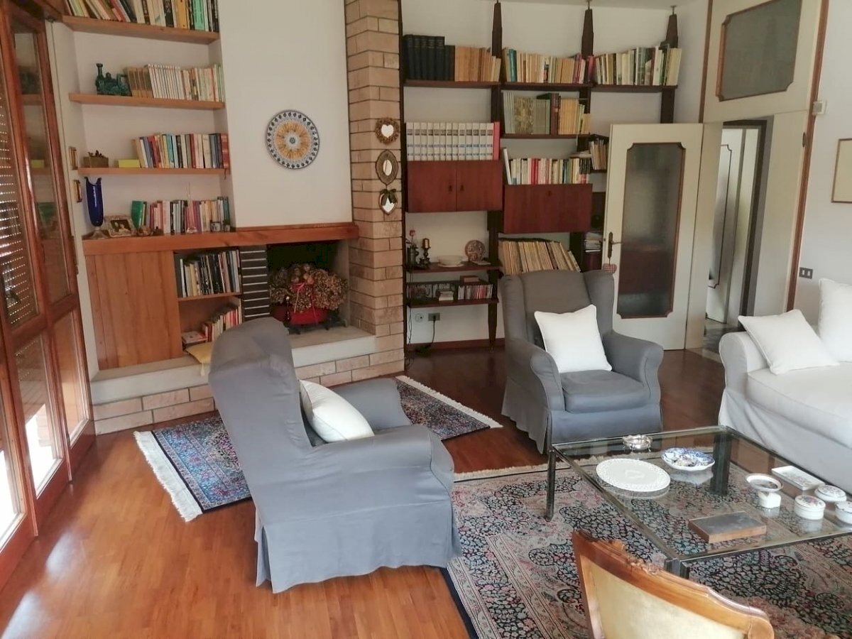 Casa indipendente Ravenna (zona Nullo Baldini) - foto 3