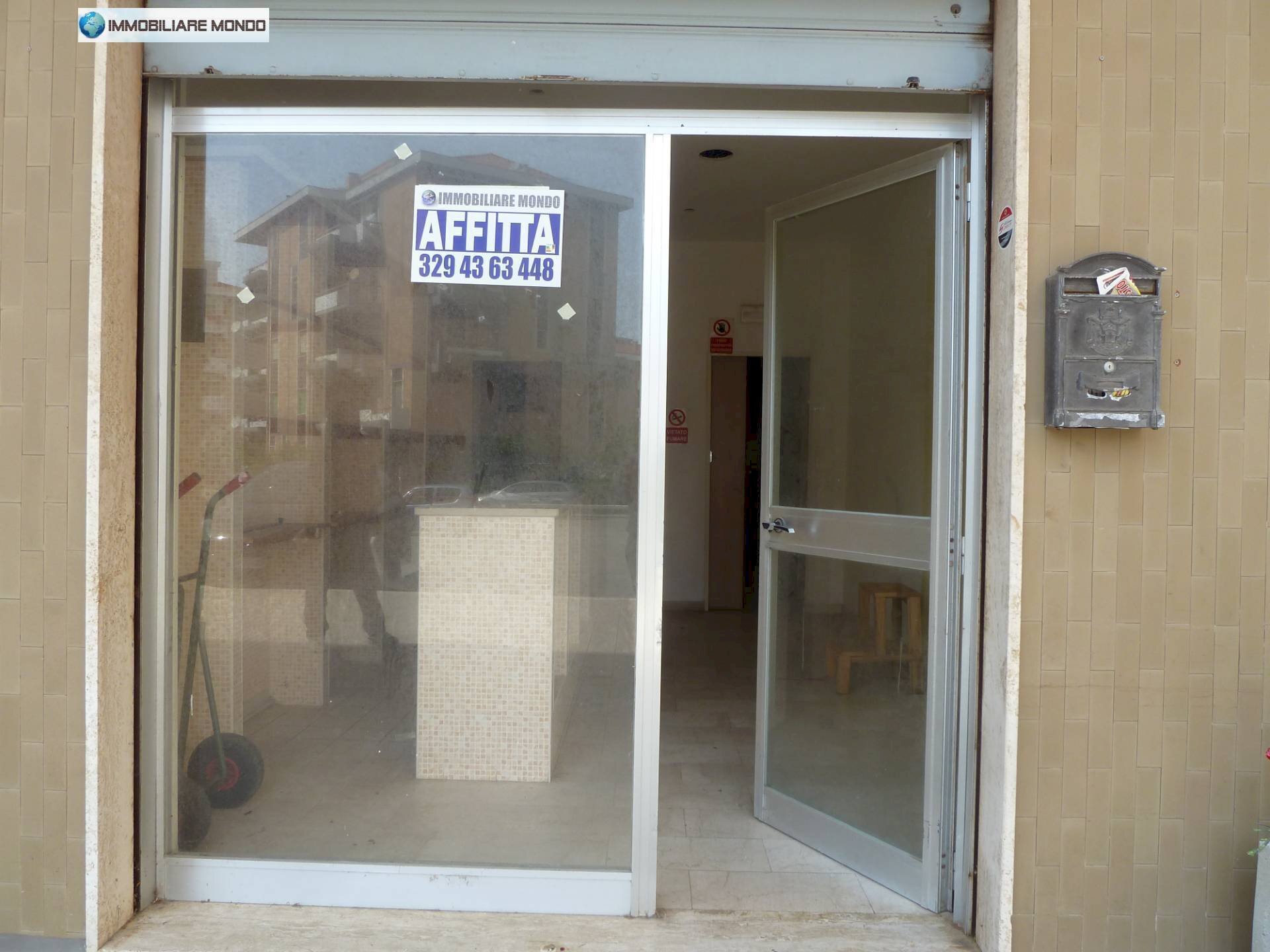 Attività Commerciale via Argentina, Termoli - foto 1