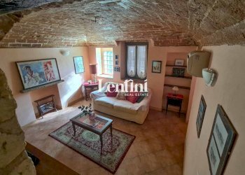 Salone - Villa via Camillo Benso di Cavour, 31, Terruggia - photo 15