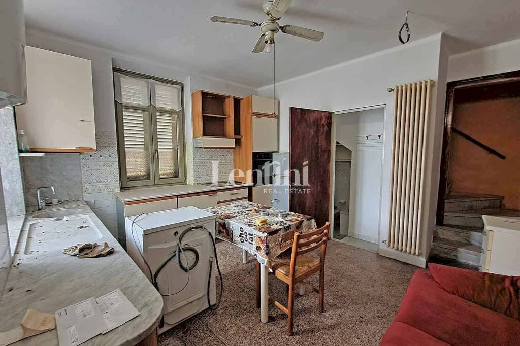 Salone - Villa via Camillo Benso di Cavour, 29, Terruggia - foto 3