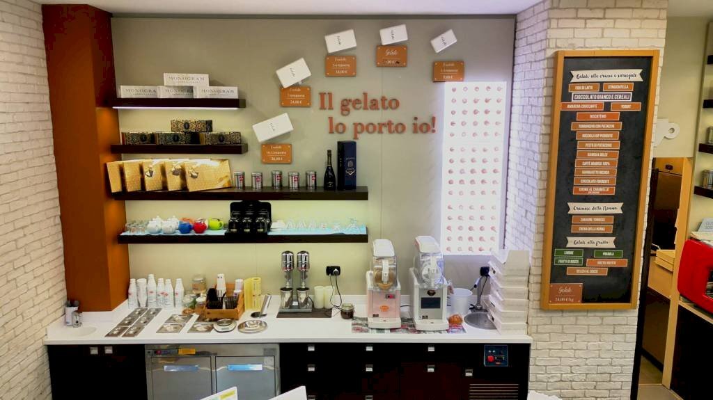 Interno non residenziale - Cafeteria - Cold Bar Torino - photo 1