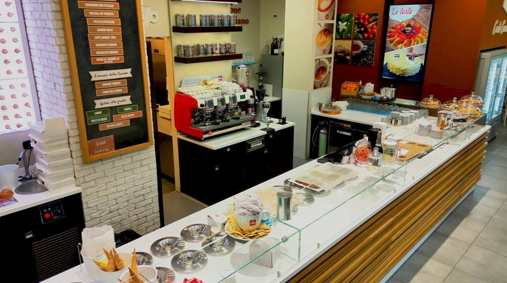 Interno non residenziale - Cafeteria - Cold Bar Torino - photo 2