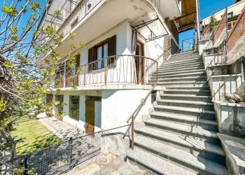 appartamento vendita quarona scale wmk 0 - Bilocale via alla Noca 4, Borgosesia - foto 13