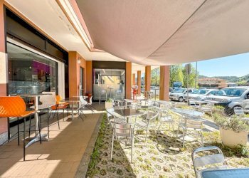 bar vendita borgosesia esterno - Cafeteria - Cold Bar viale Varallo 150, Borgosesia - photo 6