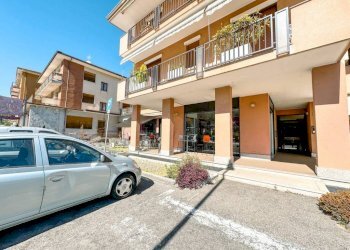 bar vendita borgosesia esterno2 - Cafeteria - Cold Bar viale Varallo 150, Borgosesia - photo 8