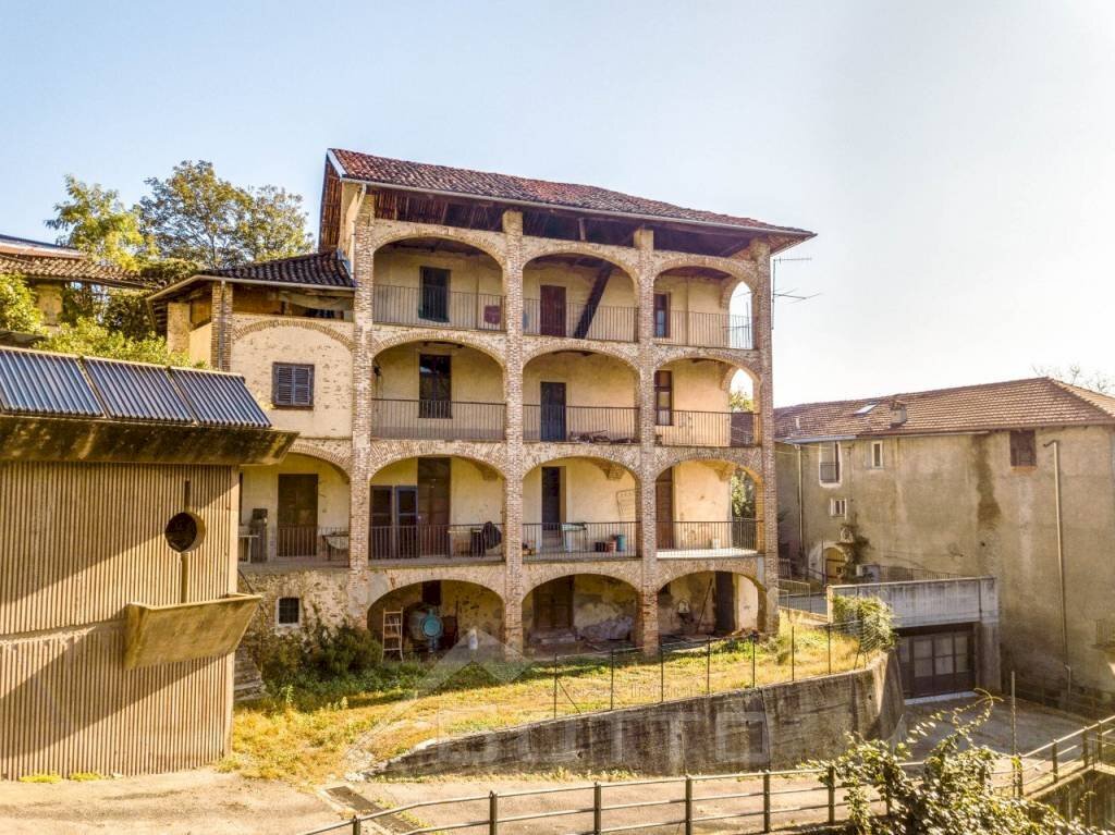 palazzo vendita marasco esterno7 wmk 0 - Independent house Frazione Marasco snc, Borgosesia - photo 1