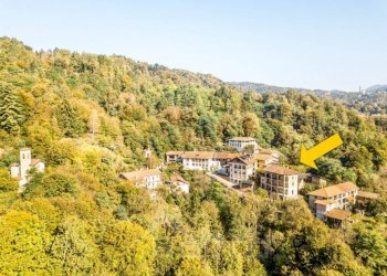 palazzo vendita marasco esterno wmk 0 - Casa indipendente Frazione Marasco snc, Borgosesia - foto 3