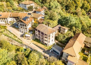 palazzo vendita marasco esterno10 wmk 0 - Casa indipendente Frazione Marasco snc, Borgosesia - foto 4