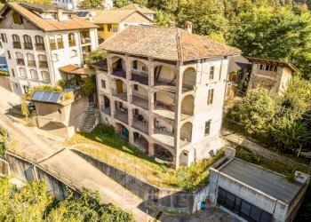 palazzo vendita marasco esterno11 wmk 0 - Casa indipendente Frazione Marasco snc, Borgosesia - foto 5