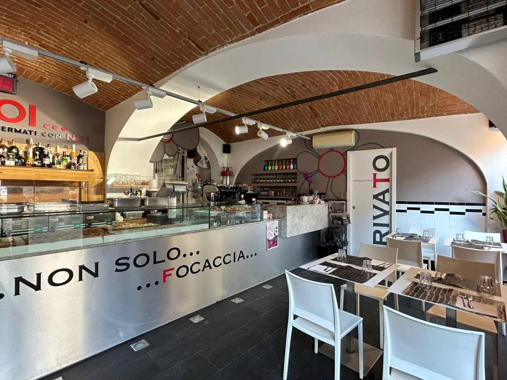 Interno non residenziale - Bar Tavola Calda - Fredda via Giovanni Battista Beccaria, Mondovì - foto 2