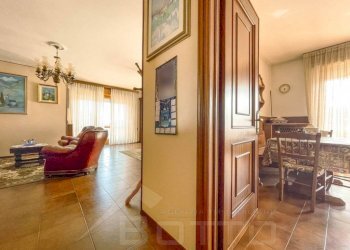 appartamento vendita gozzano corridoio wmk 0 - Quadrilocale via caduti della libertà 12, Gozzano - foto 8