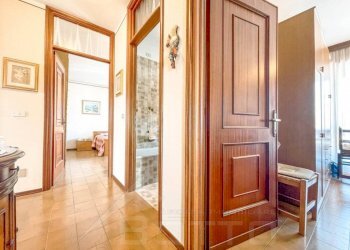 Interno appartamento - Quadrilocale via caduti della libertà 12, Gozzano - foto 14