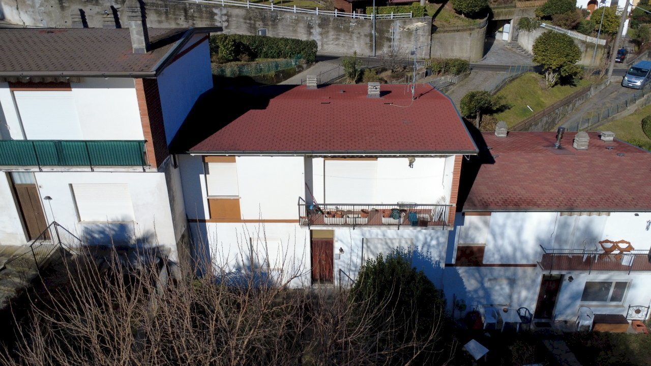 casa - Casa indipendente Via alla Torre 3, Laveno-Mombello - foto 1