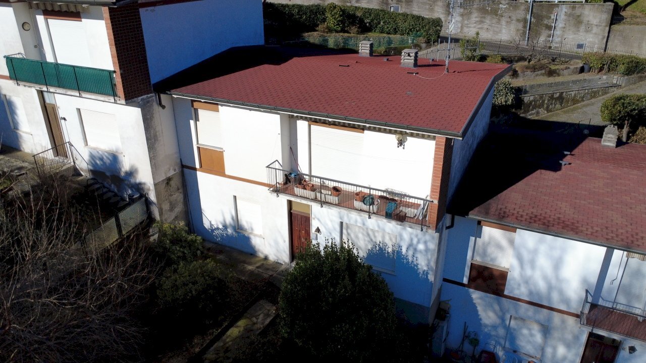 casa - Casa indipendente Via alla Torre 3, Laveno-Mombello - foto 2