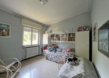 CAMERA DA LETTO 1 - Casa indipendente Via alla Torre 3, Laveno-Mombello - foto 16