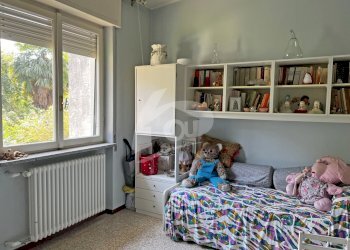 CAMERA DA LETTO 1 - Casa indipendente Via alla Torre 3, Laveno-Mombello - foto 17