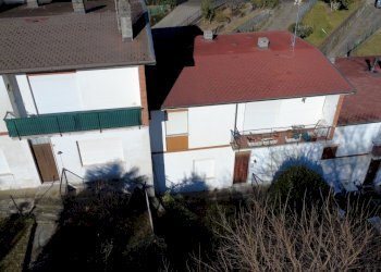 casa - Casa indipendente Via alla Torre 3, Laveno-Mombello - foto 3