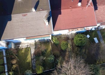 giardino - Casa indipendente Via alla Torre 3, Laveno-Mombello - foto 4