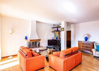 soggiorno - Appartamento Via Marconi 9, Laveno-Mombello - foto 3