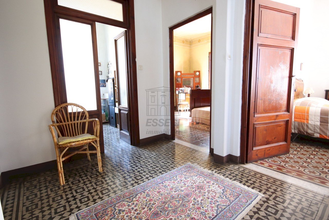 Villa primi 900 con giardino ed annessi  (17).JPG - Villa Via Traversa di Parezzana 1, Capannori - photo 2