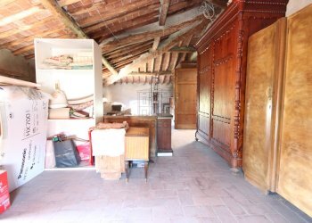 Villa primi 900 con giardino ed annessi  (3).JPG - Villa Via Traversa di Parezzana 1, Capannori - foto 23