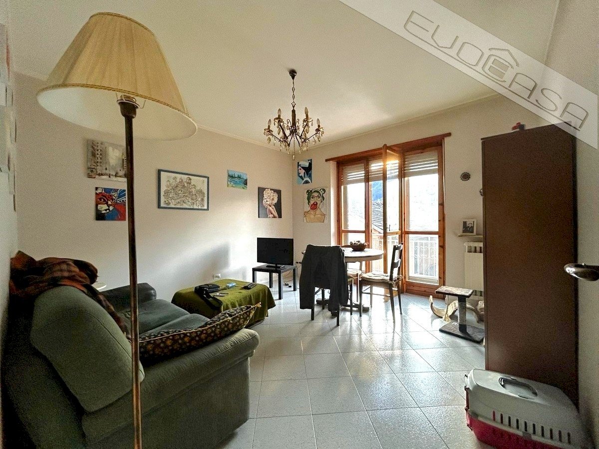 Trilocale Via Nazionale  180, Villar Perosa - foto 1