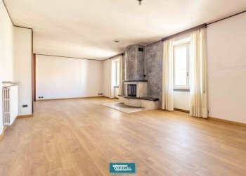 Stanza non arredata - Appartamento via Novara, Borgomanero - foto 5