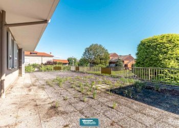 Giardino - Appartamento via Novara, Borgomanero - foto 29