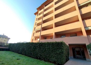 Facciata - Bilocale via Carlo Montanari, 19, Monza - foto 2