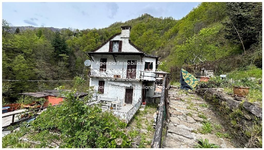 Vista - Casa indipendente Frazione Ponte Spoccia, 7, Valle Cannobina - foto 2