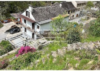 Facciata - Casa indipendente Frazione Ponte Spoccia, 7, Valle Cannobina - foto 2
