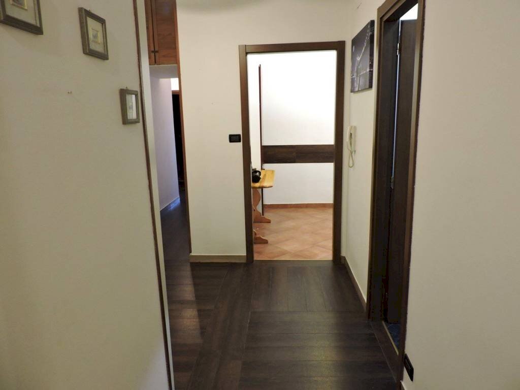 INGRESSO - Four-room apartment via Gian Battista Monti, 20, Genova (neighborhood Sampierdarena) - photo 2