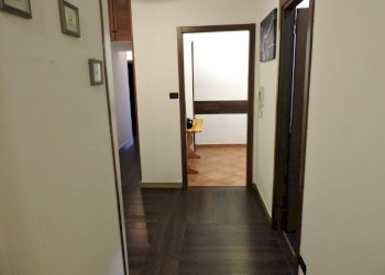 INGRESSO - Quadrilocale via Gian Battista Monti, 20, Genova (zona Sampierdarena) - foto 2
