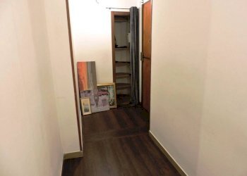 INGRESSO - Quadrilocale via Gian Battista Monti, 20, Genova (zona Sampierdarena) - foto 3